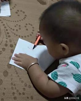 宝宝都戴银手镯,宝宝手上戴银手镯的寓意