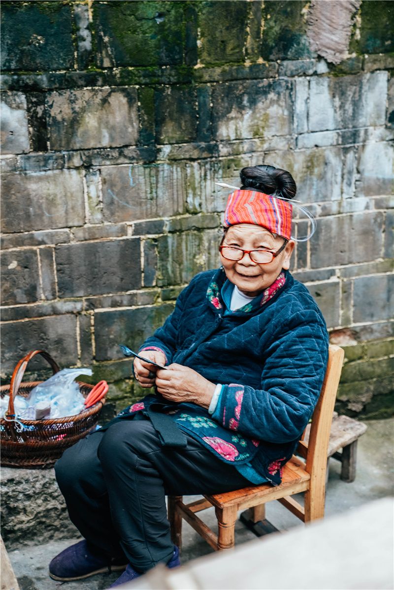 贵州除了千户苗寨还有其他玩的吗,贵州千户苗寨外的古镇