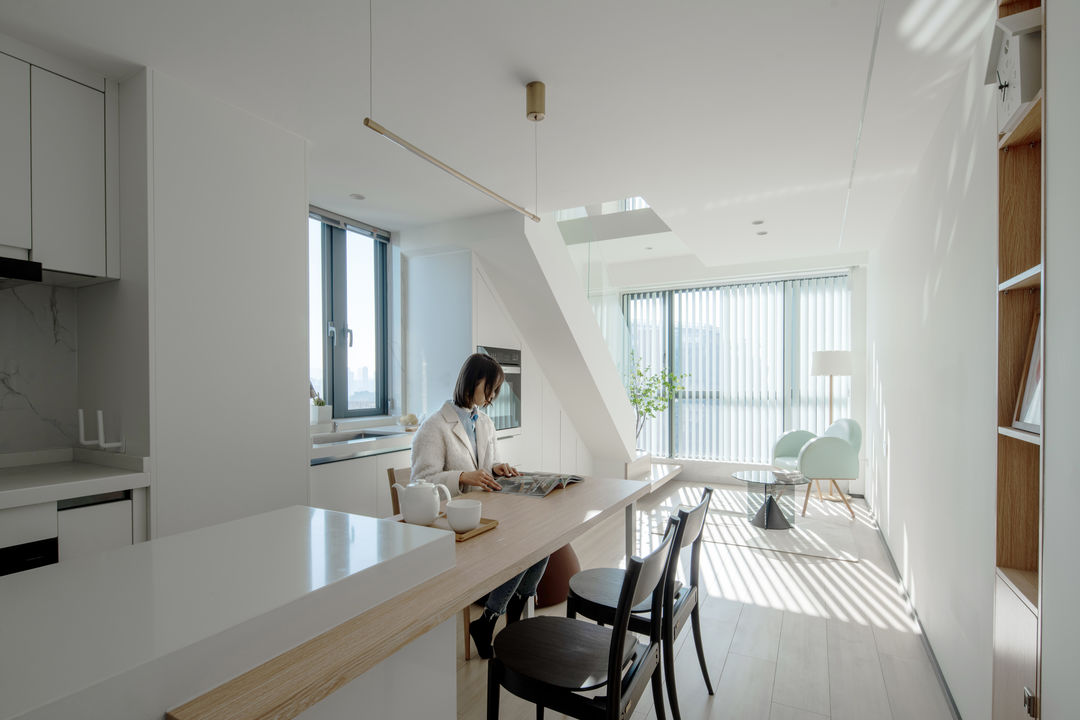 为了安全感，她买下50㎡小公寓！极简装修，一个人也能活出精彩