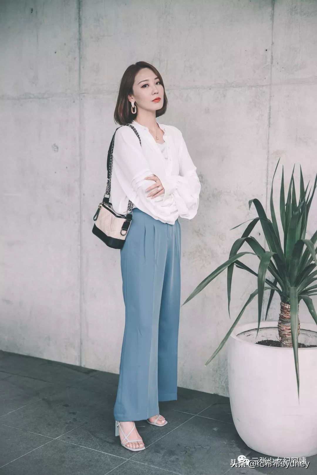 人间必买的20个包,人间值得这本书值得买吗