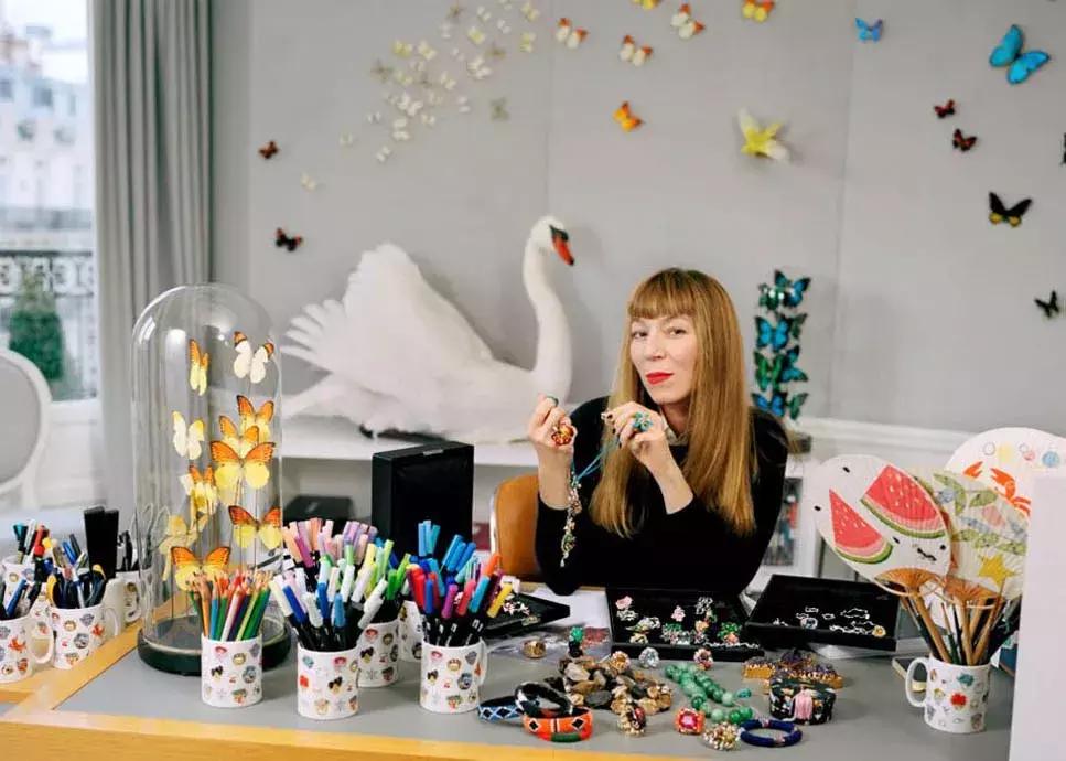 选择蓝色的好处,选择蓝色的人是什么心理