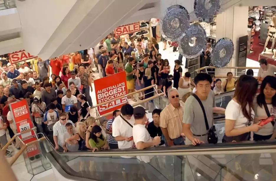 恐怖程度堪比春运,疯狂剁手不输双11:澳洲的BoxingDay嗨爆了!