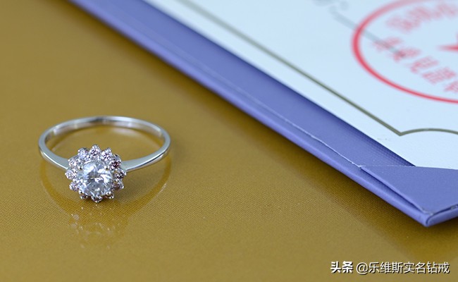 时尚钻戒和经典钻戒的区别,目前最好的几个钻戒品牌