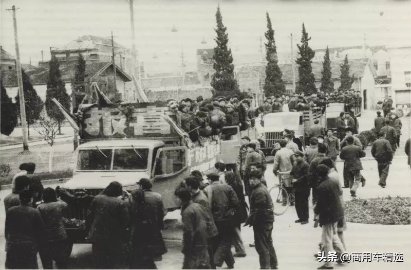 南京跃进轻卡,南京跃进汽车制造厂老照片