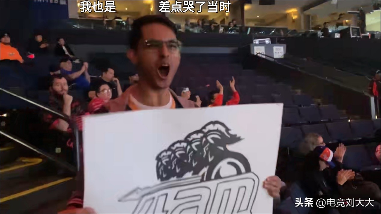 4am韦神独狼1v9,4am独狼韦神吃鸡视频