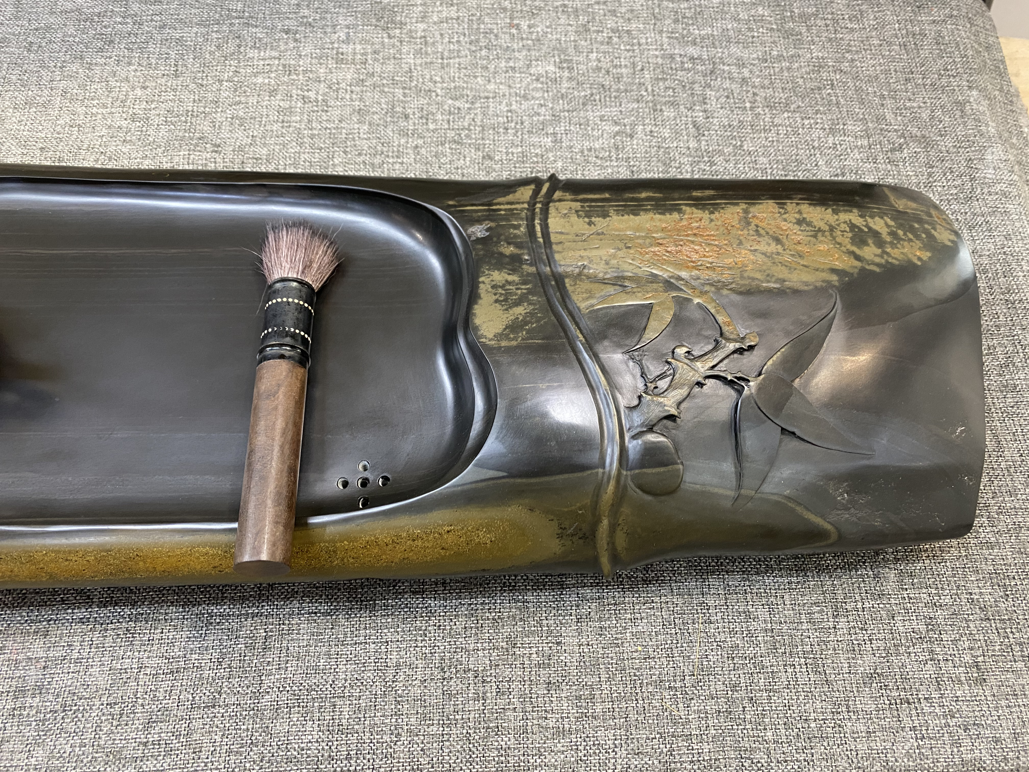 把石头雕刻成工艺品,小桥流水石茶盘雕刻全过程