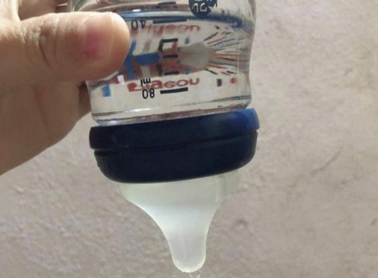 为什么宝宝喝奶总是剩30ml,为什么宝宝喝奶才一个小时