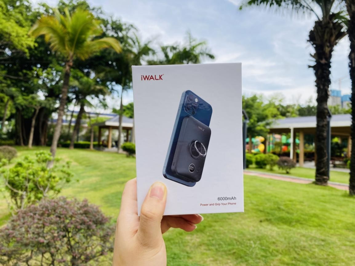 iwalk咔嗒宝评测,iwalk充电宝磁吸充电测试