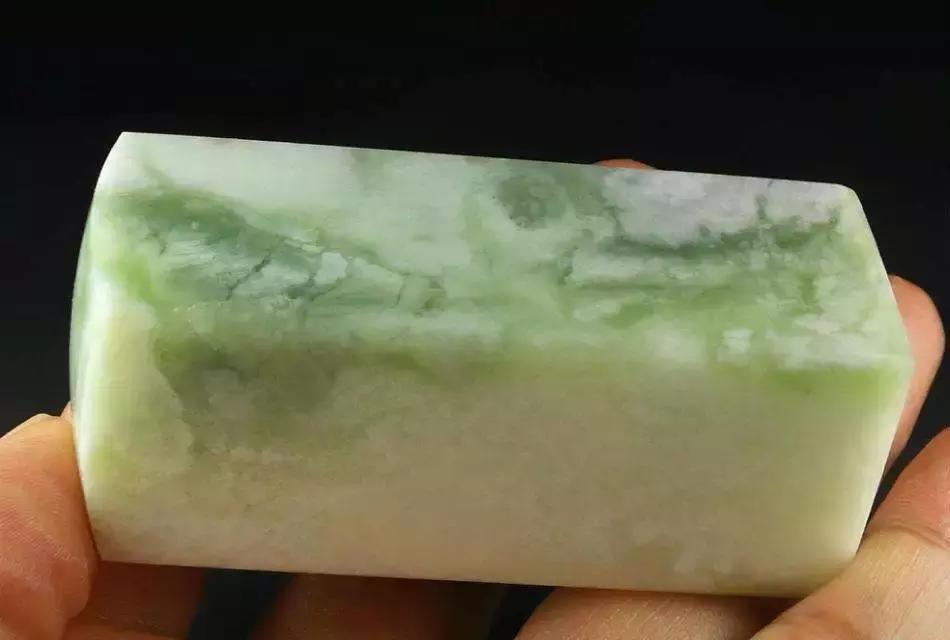 四大名玉哪个最不值钱,四大名玉对比