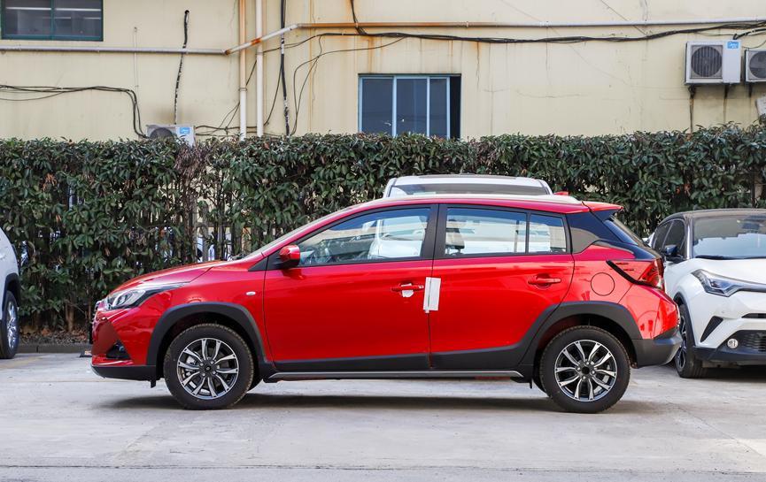 飞度和polo谁更值得买,大众polo2022款和飞度2022谁好