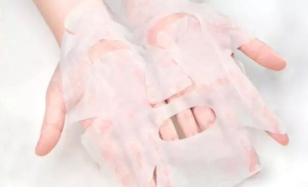 日本面膜酒粕面膜,科颜氏白泥面膜和日本复活草面膜