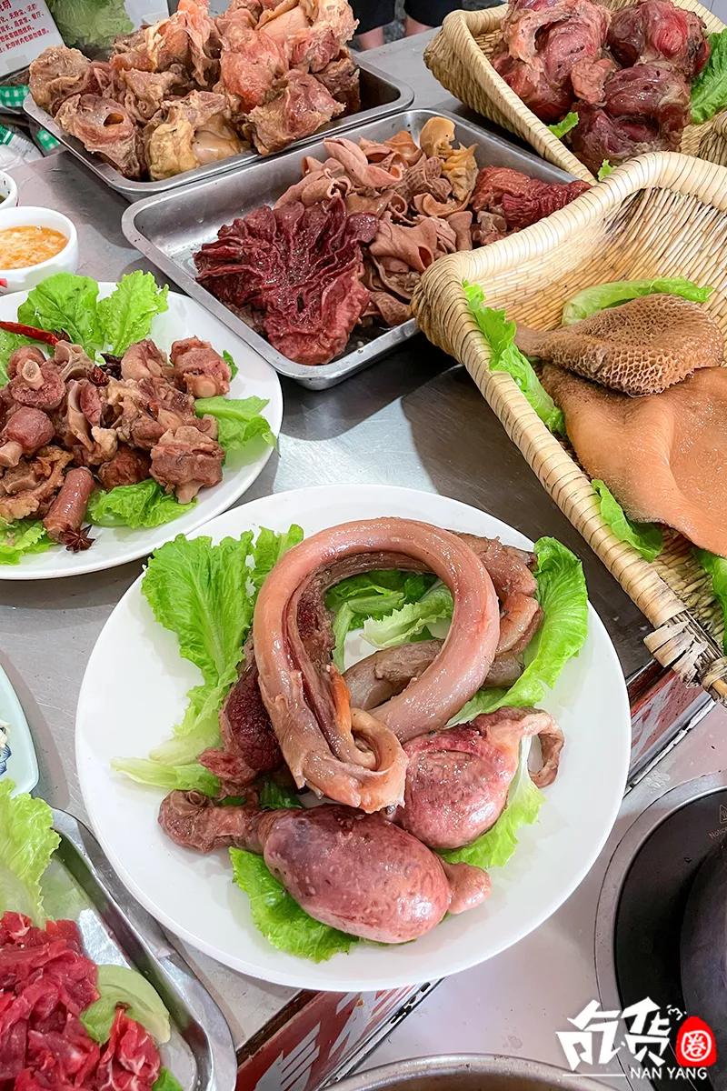 南阳老字号牛肉汤秘制烩面店,南阳第一家牛肉汤烩面