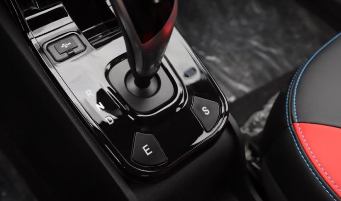 车虽小五脏俱全,江铃易至ev3的320里程真实续航实测