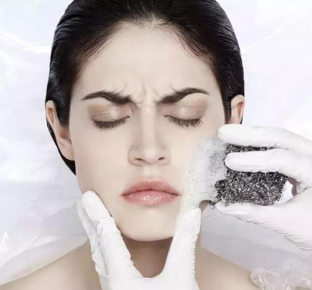 十年长痘史一直反复未治愈过,10年痘痘还能治疗吗