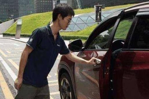 关车门异响解决方法,关车门异响最简单的解决方法