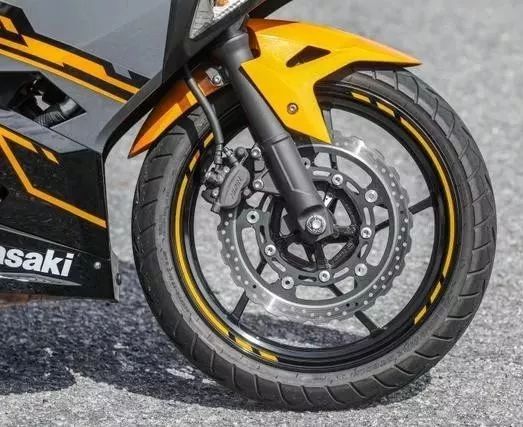 川崎小忍者3000落地价,川崎小忍者2018款250多少钱