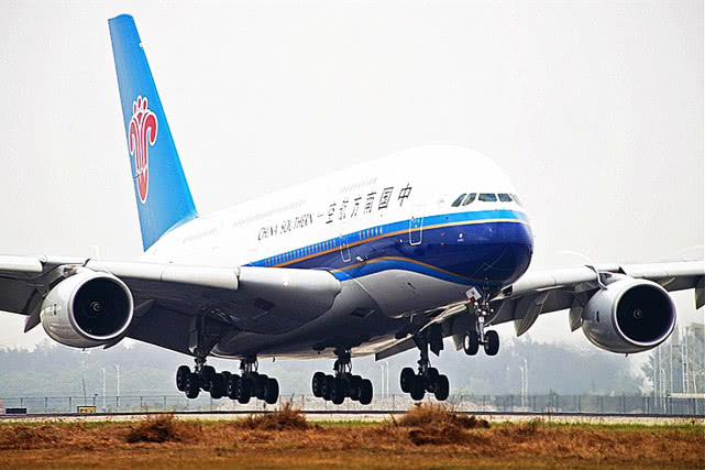 全球最大的载人客机,全球最大的客机价格