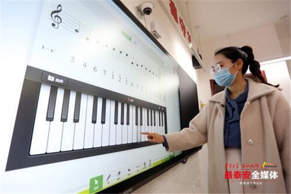 学校独特的文化氛围和人文气息,学校教育环境和氛围