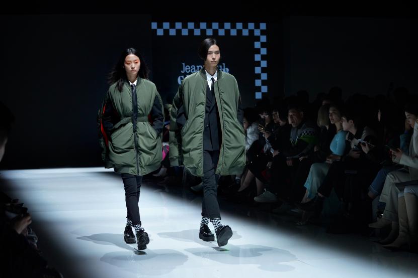 波司登米兰时装周杨幂李宇春,李宇春波司登同款