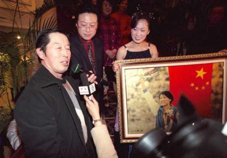 王军霞田径第一人,田径奥运冠军王军霞晒出视频