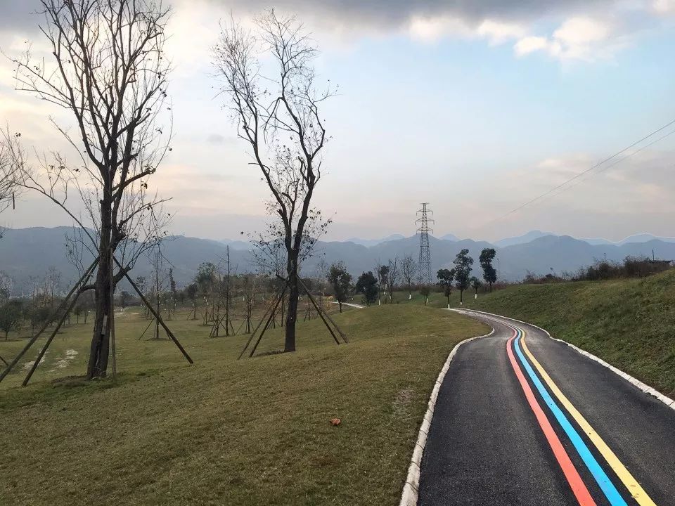 世界上最危险的跑道,世界上最舒服的跑道