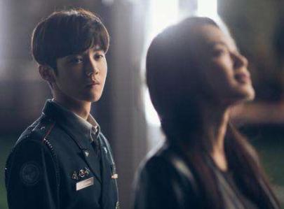 上海堡垒票价鹿晗,上海堡垒手办