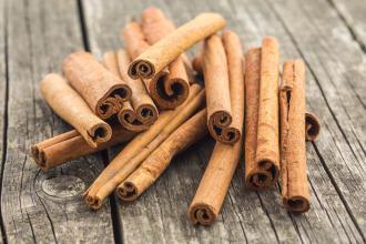 月子可以吃酱油蚝油胡椒粉和葱嘛,产后葱姜蒜哪些不能吃