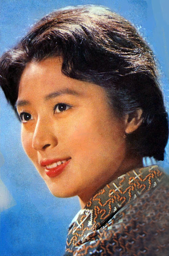 美女陈以心照片,演员王伟平与妻子