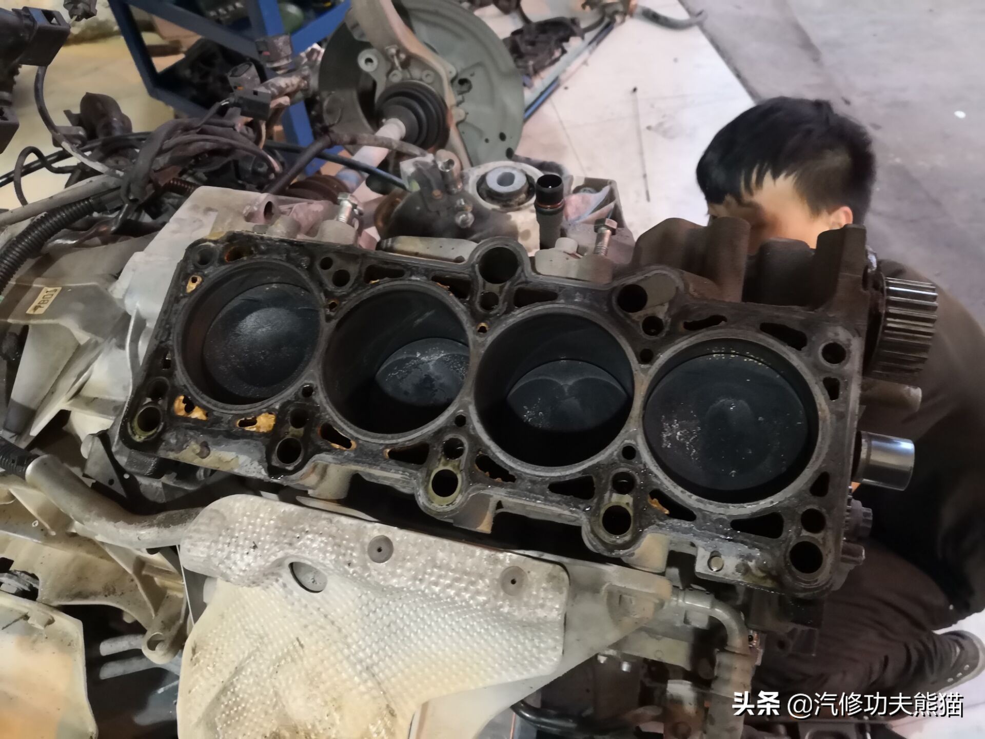 10年奥迪a6l2.0t烧机油怎么解决,10年奥迪a6l2.0t烧机油维修