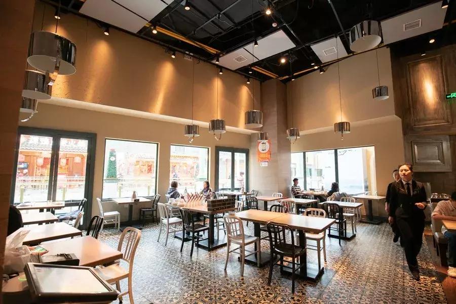 上海最怪的商场,上海最顶级的商场