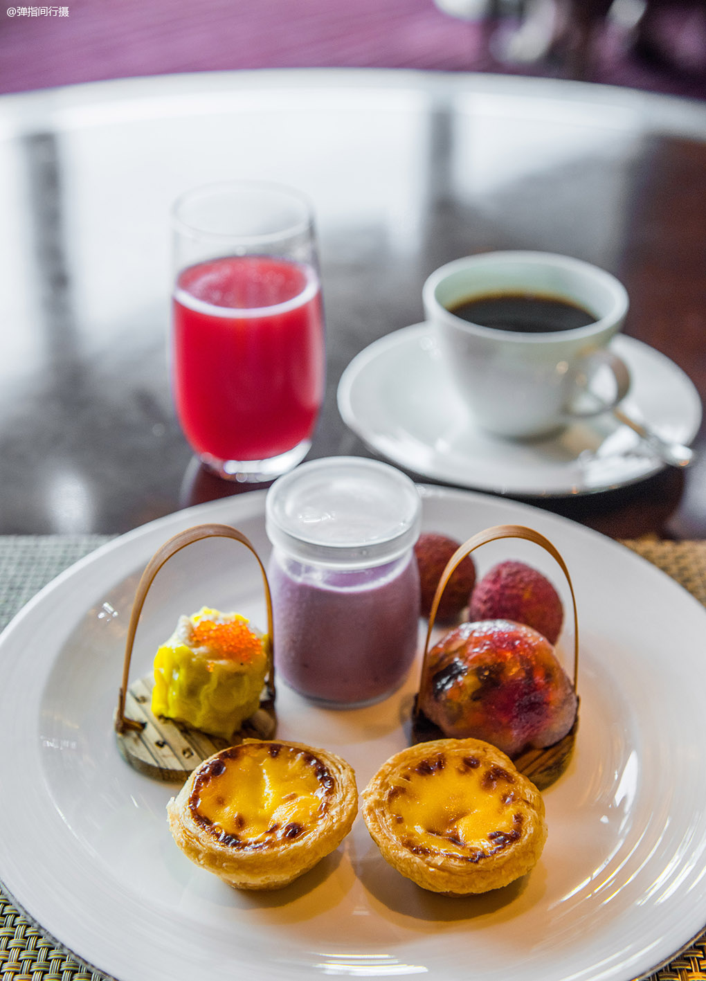 细品光彩琉璃中的东方韵味，澳门旅居的奢雅华贵尽汇于此