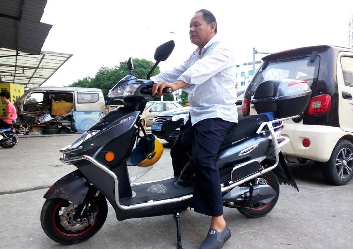 电动车不买保险不给上牌怎么办,买了电动车不给上牌