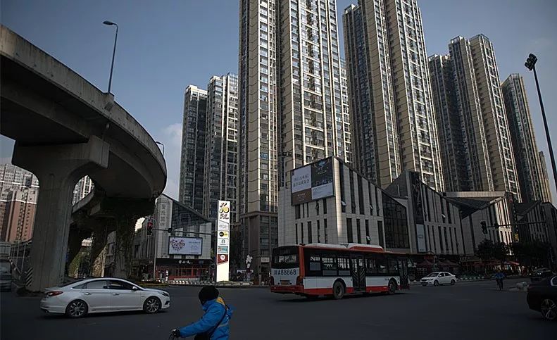 攀成钢变迁记实：曾经无缝难忘怀两鬓斑白忆当年