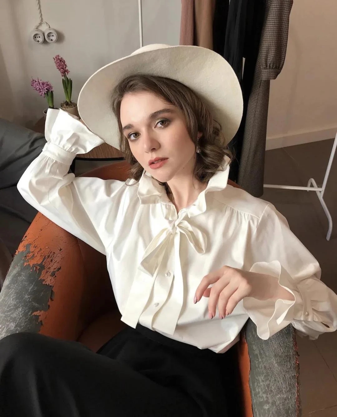 怎么根据脸型来选择帽子的款式,如何挑选适合自己脸型的帽子