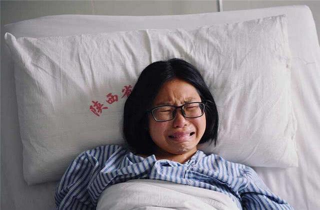 三胎剖腹产间隔六年有什么危害,剖腹产子宫粘连不治疗的危害