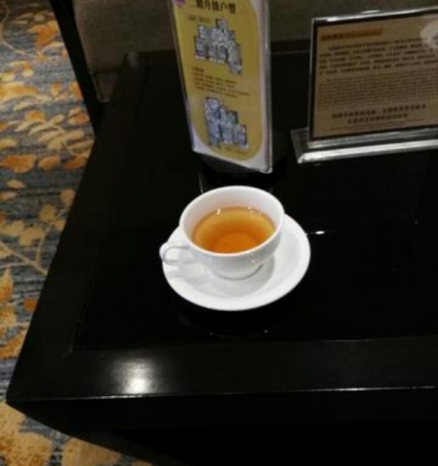 致自己致生活好好赚钱,致自己活得轻松老得漂亮