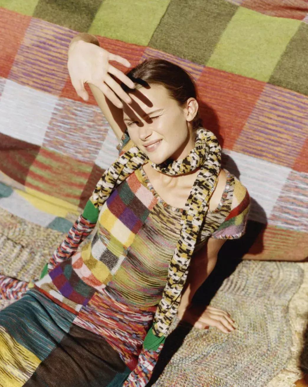 想要冬天穿出高级感,冬天围巾这样系简单又时尚好喜欢