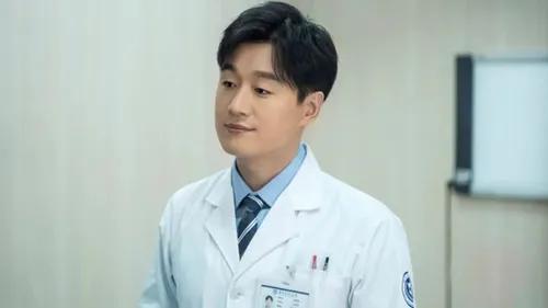 煲剧大赏——从《玉》到《奔腾年代》到《小》到《爱》中的佟大为