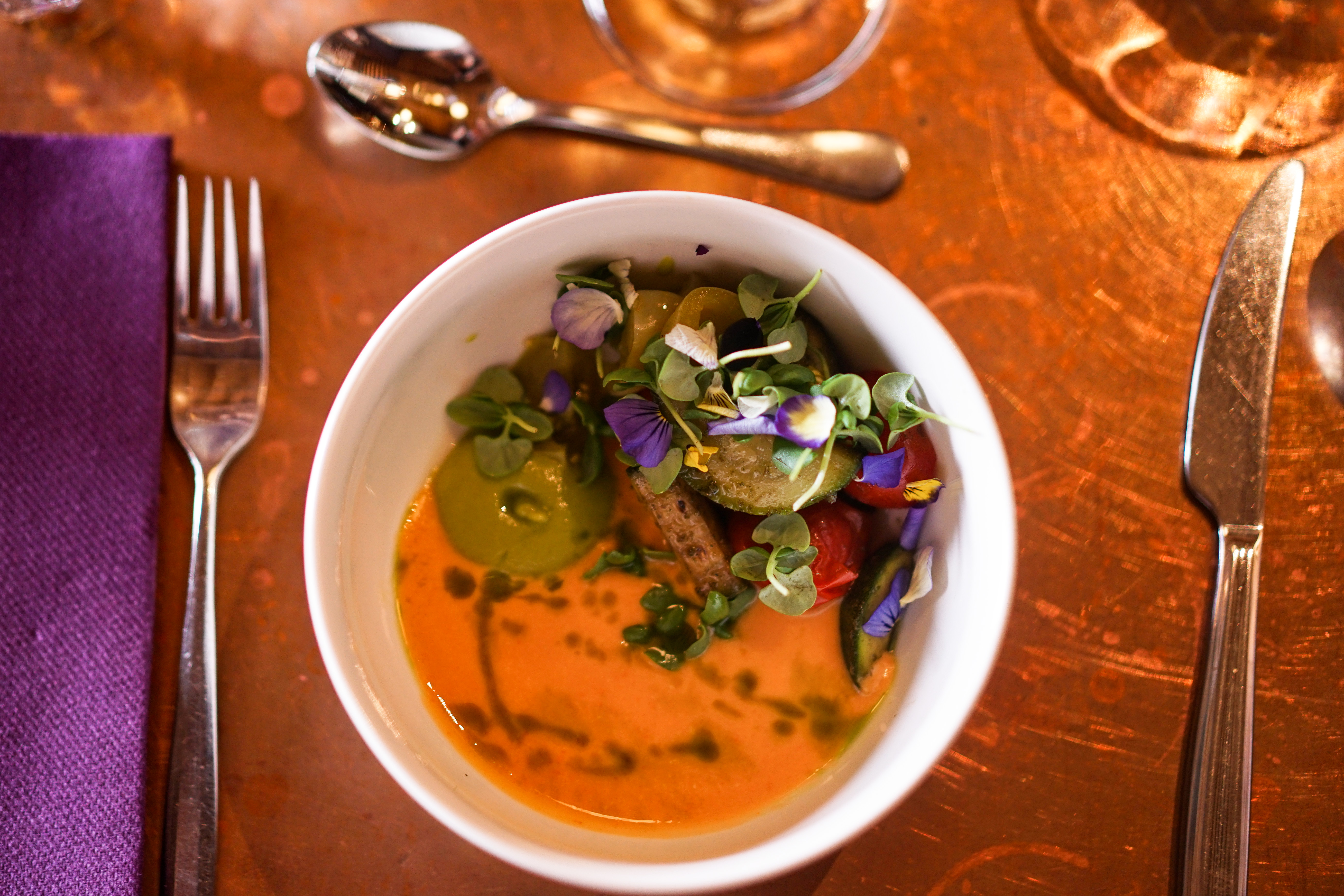 不会英语也能嗨的国家,不会英语能游遍世界吗