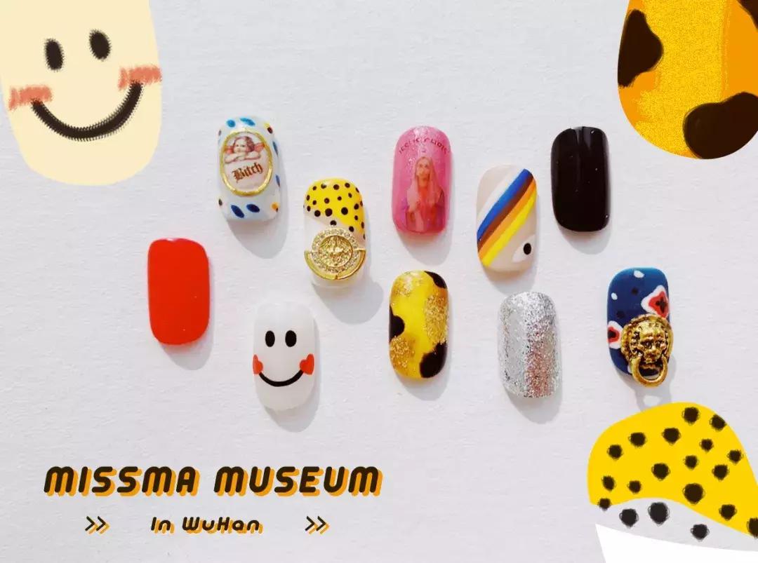 我应该给这些被骗来做美甲的男生道个歉