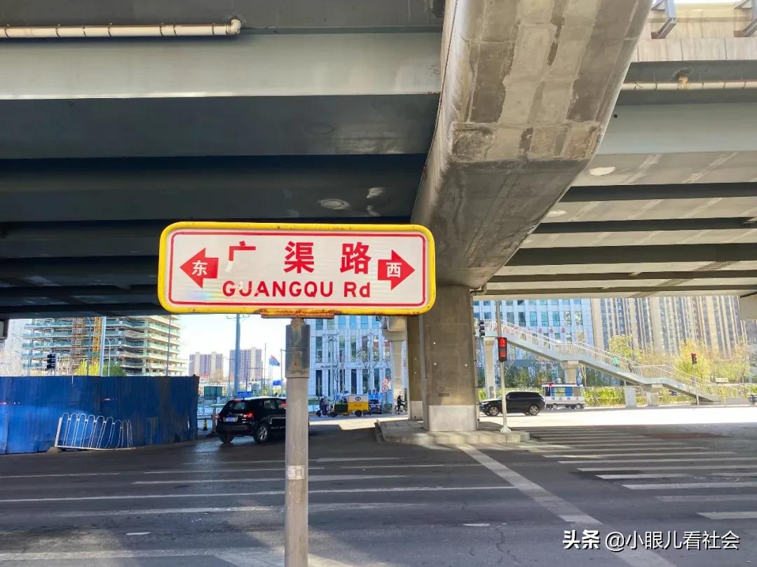 好莱坞房价多少钱一平方,好莱坞富人区房子多少钱一平