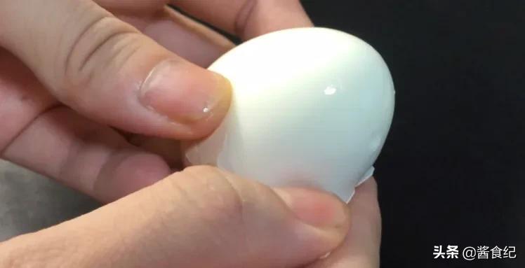 鸡蛋核桃枸杞一起吃有什么好处,枸杞加鸡蛋生姜对男人有什么好处