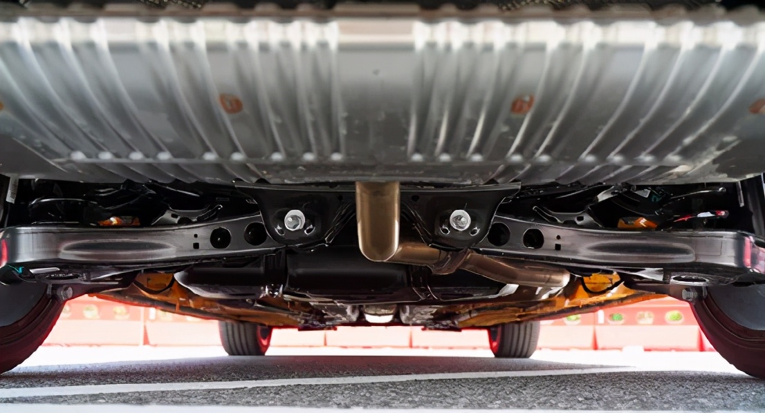 激进前卫全新mg6pro预告图发布,运动轿跑第三代mg6pro上市