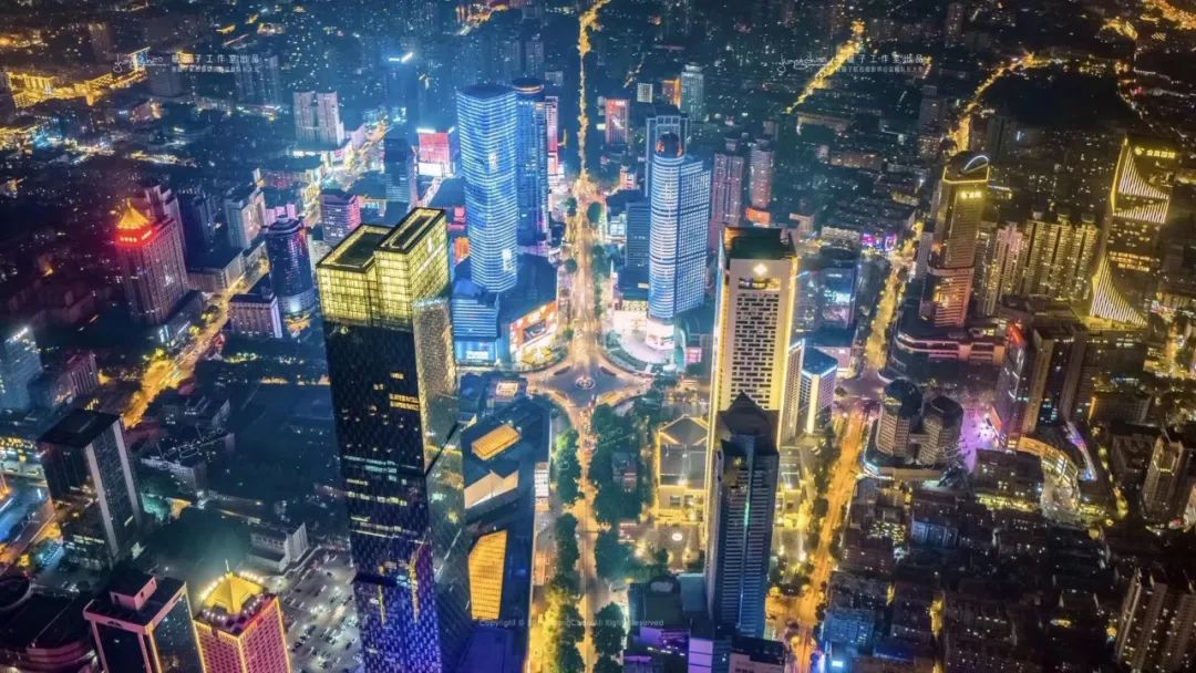 在南京月薪一万的工作,月薪1万5真的养不起车吗