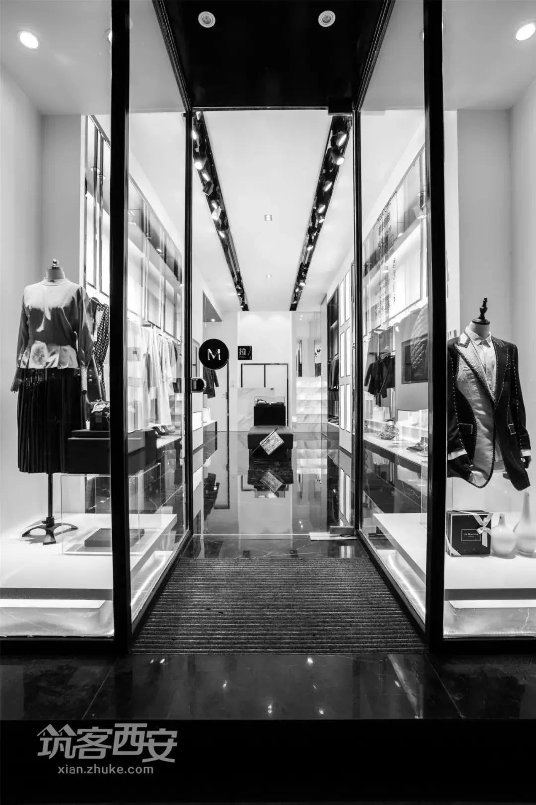 西安街头的这家服装店,「高级感」扑面而来