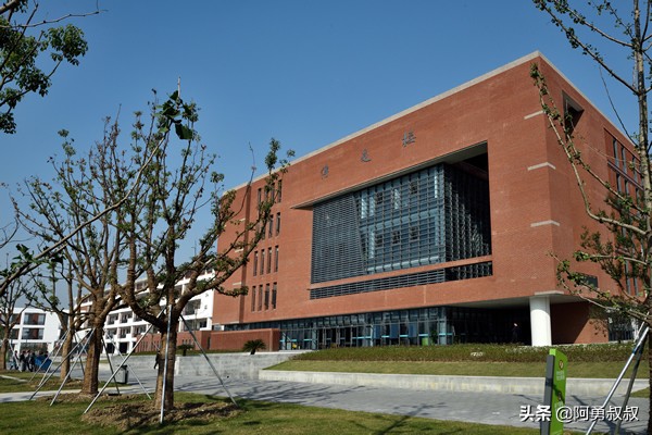 江苏省昆山中学官网,昆山文峰高级中学怎么样