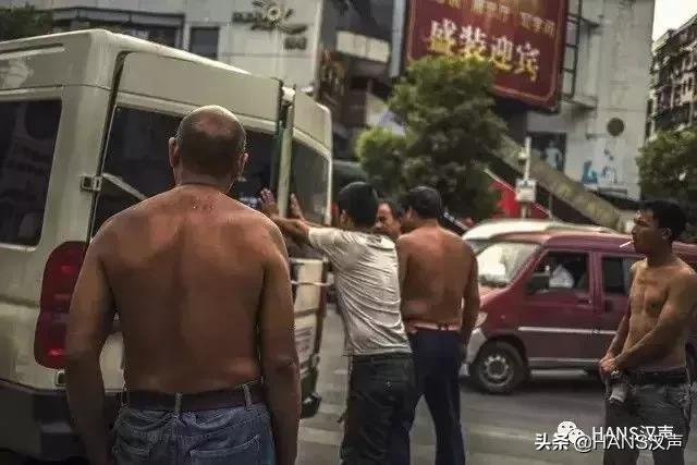 汉正街故事未完待续,汉正街人来人往