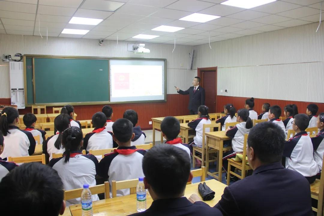 黑龙江亚布力镇公务员报考比例,2023年国家公务员招录报名人数