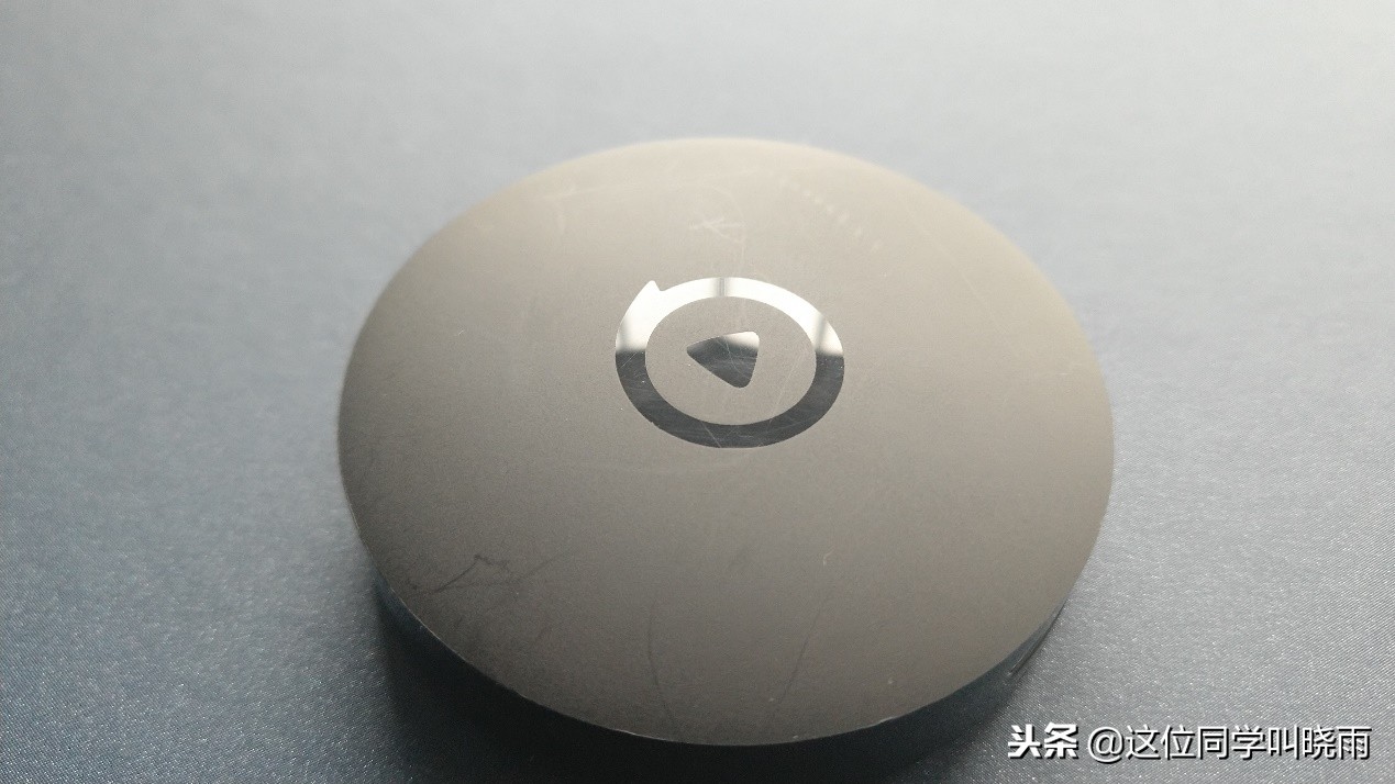 晓雨体验：号称投屏神器“爱奇艺电视”到底值不值入手？