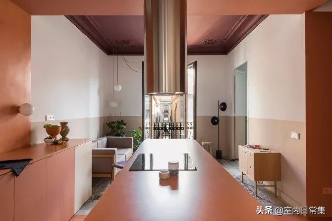 巴塞罗那酒店式公寓,巴塞罗那粉色尖顶房